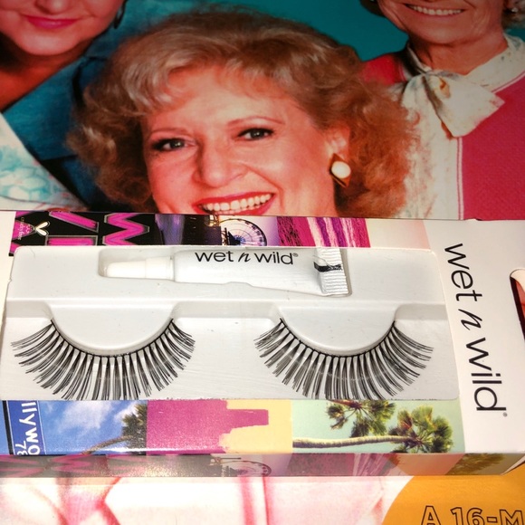 ➕$5 ADD-ON 👁Lash Bundle⭐️L.A.Colors & Wet ‘n Wild - Picture 10 of 16